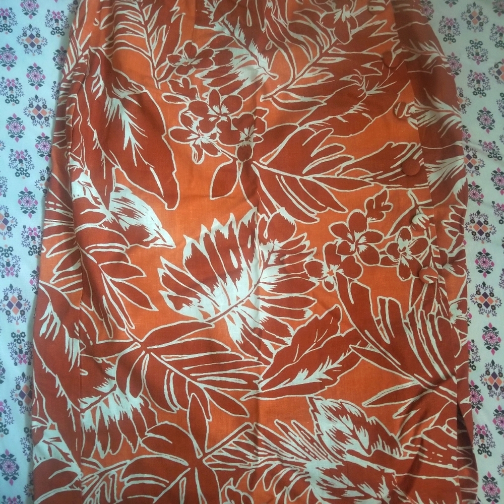 High-waisted skirt (Women)